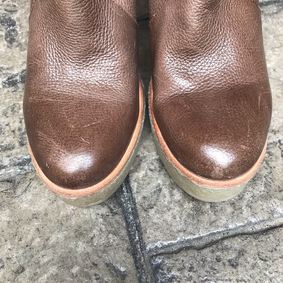 Gap, women’s leather boots size 8 - Picture 5 of 12